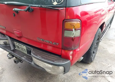 2002 Chevrolet Suburban 1500 Lt из США, поврежденный, VIN 1GNEC16ZX2J189222